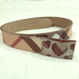 Burberry heart buckle belt.
